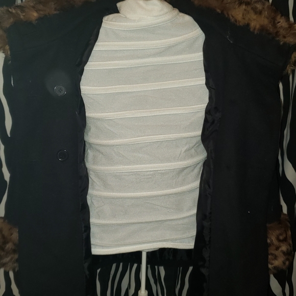 Girls Coat - Picture 5 of 6